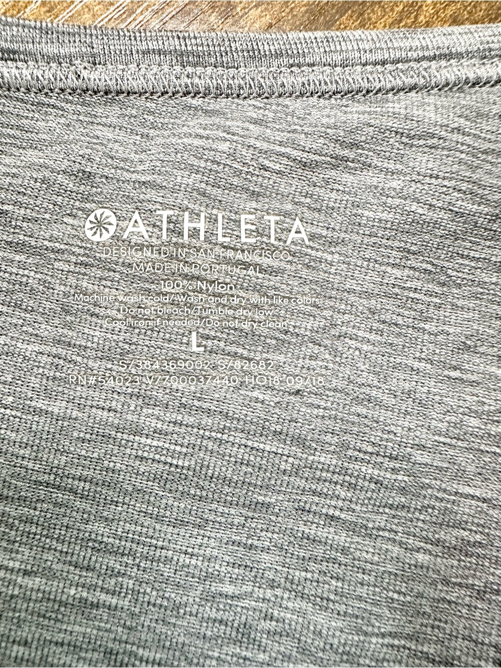 Athleta Foothill Seamless Split Back Tank Top, Heather Gray, Large - Picture 9 of 14